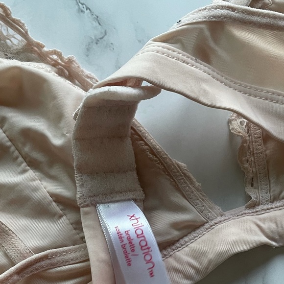 Xhilaration cream colored bralette - Picture 3 of 4